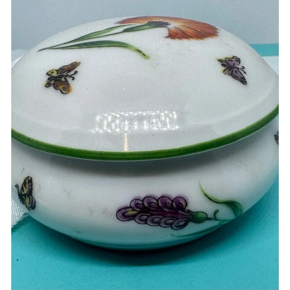 Tiffany & Co. White Orange Floral Butterfly Limoges‎